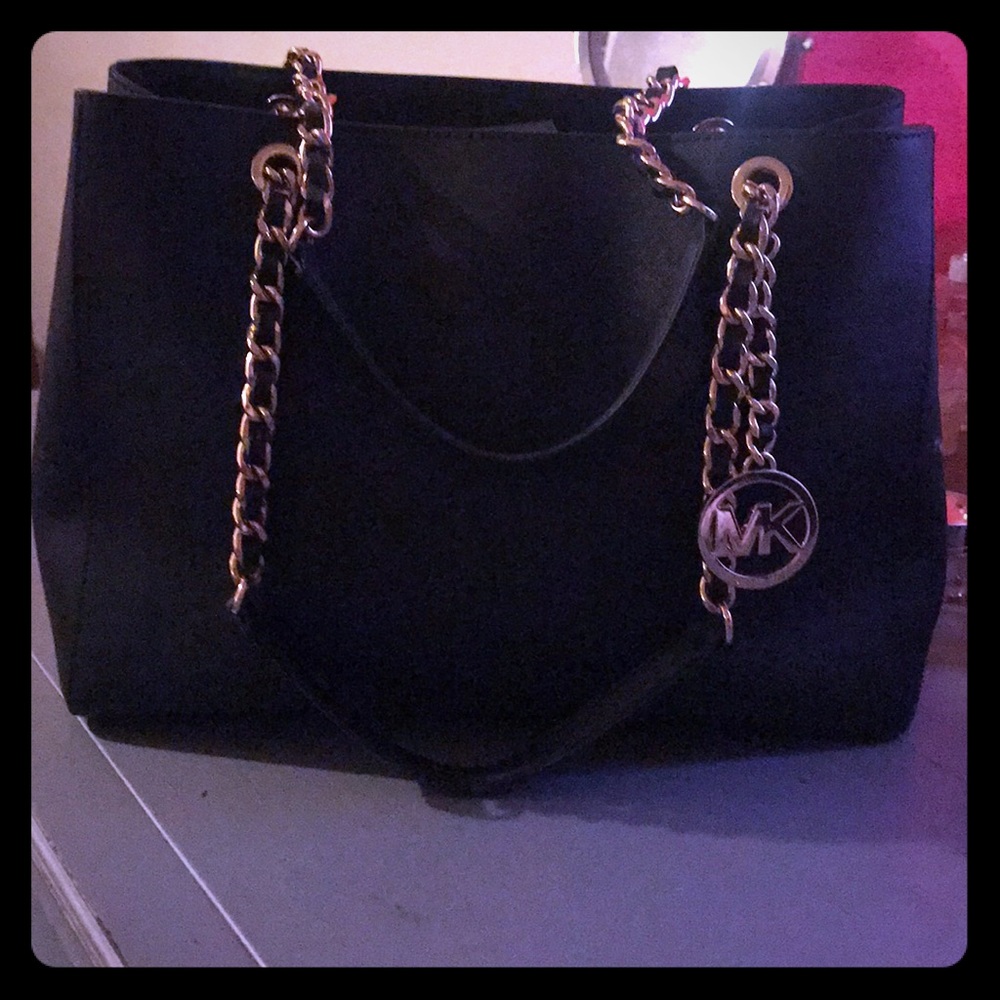 Black large Micheal Kors Hobo bag
